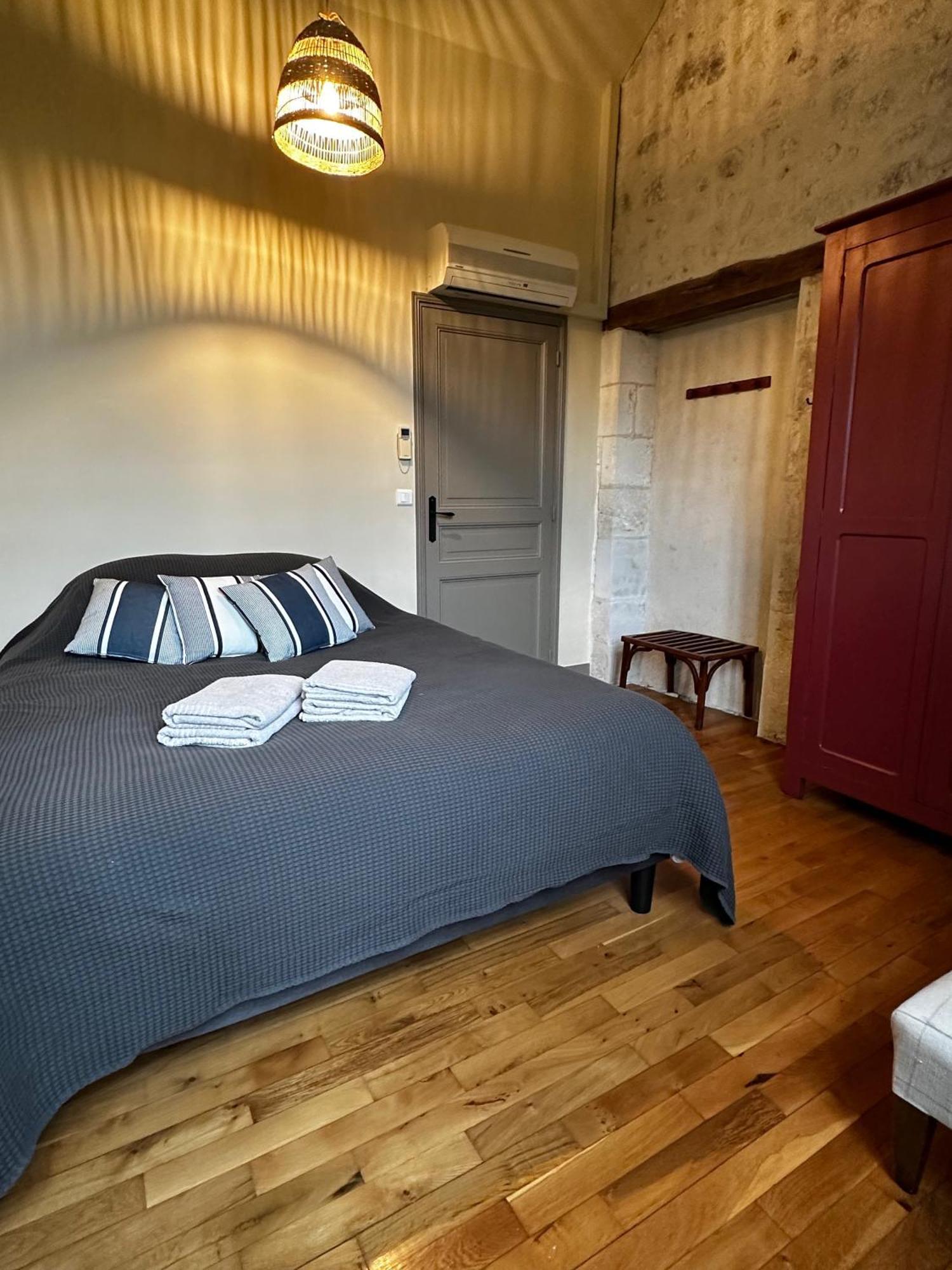 엉부와스 Le Vieux Manoir 빌라 외부 사진